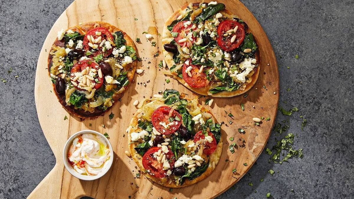 yksittaiset-kreikkalaiset-pita-pizzat-resepti
