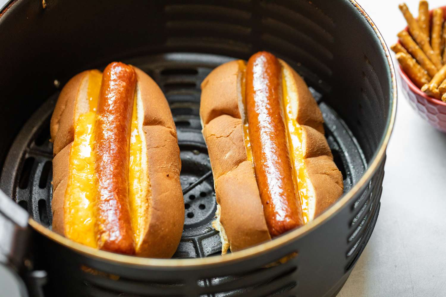 ilmankeitin-hot-dogit-resepti
