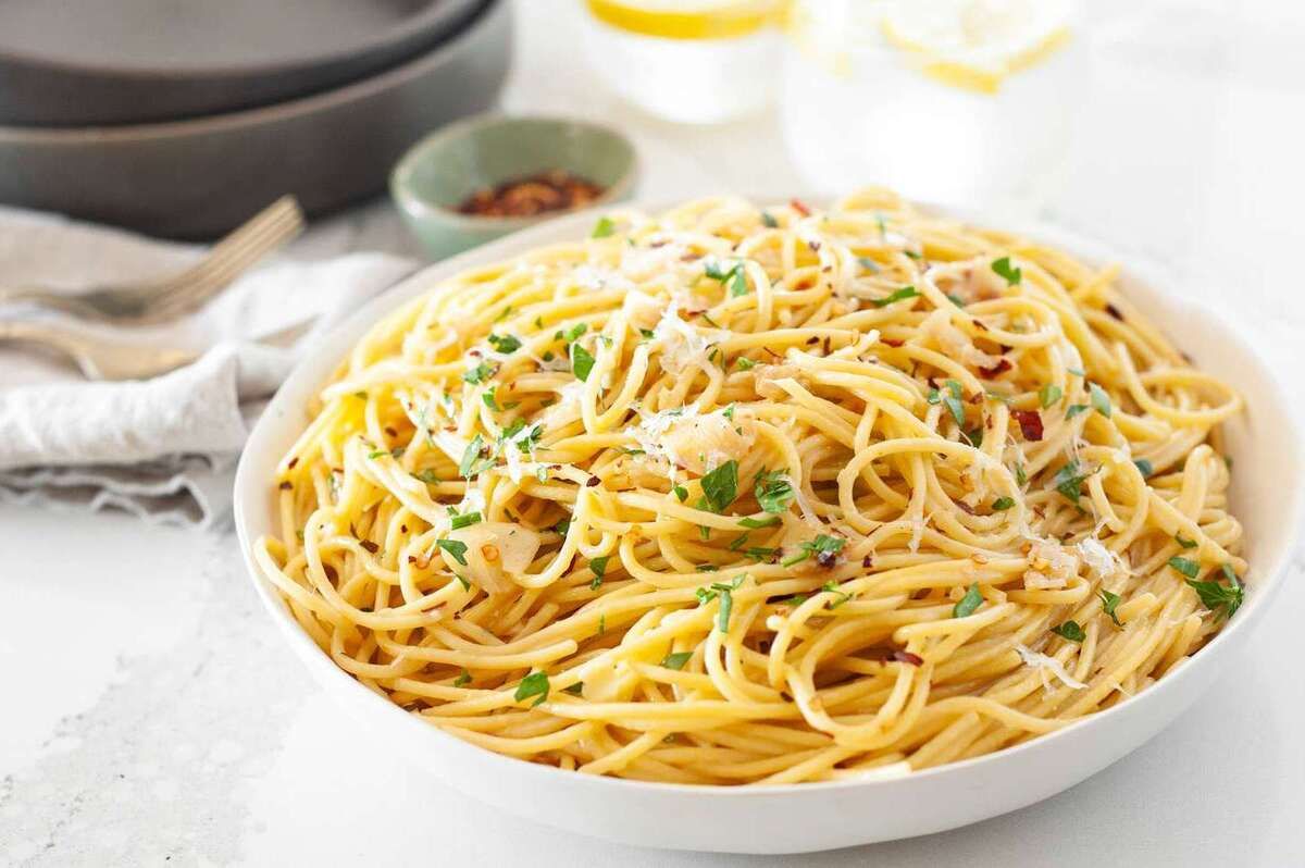 spaghetti-aglio-e-olio-resepti